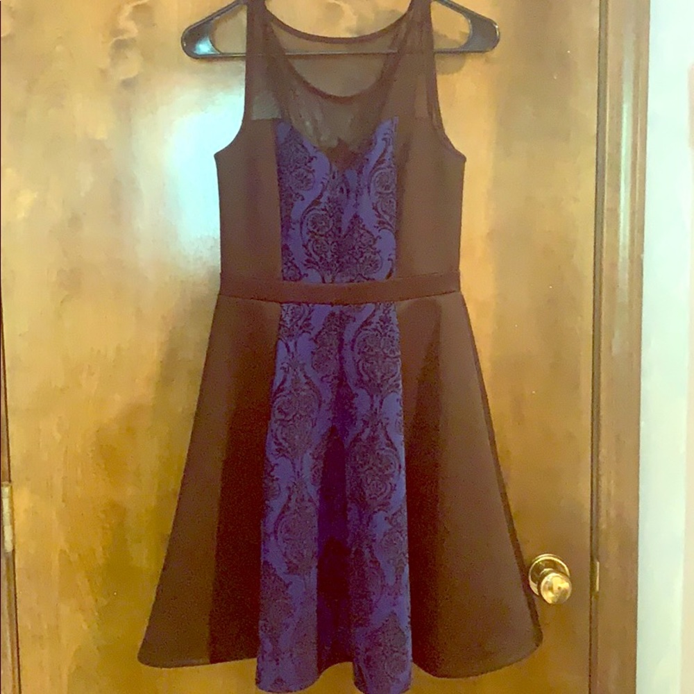 Patterned dress